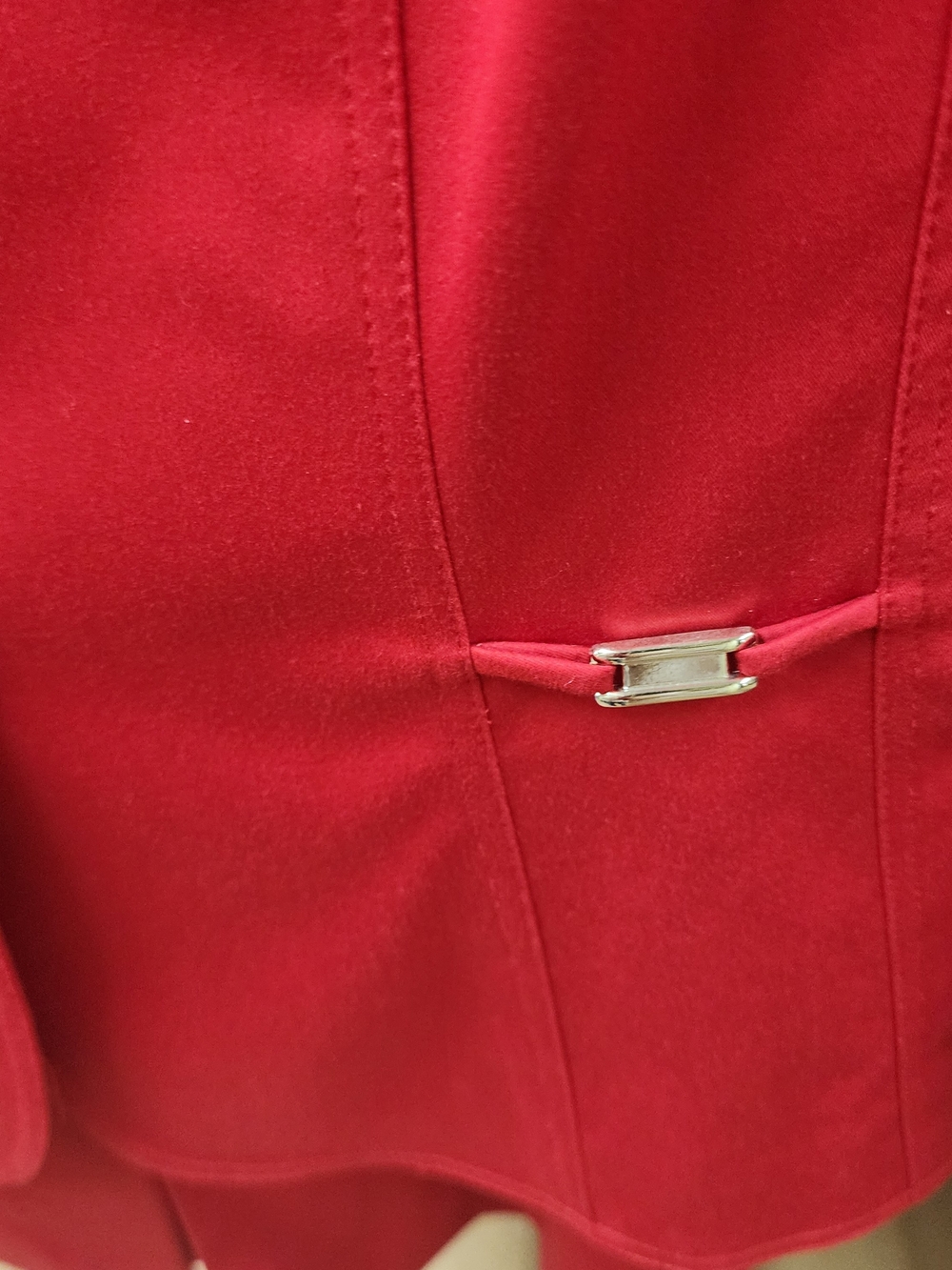 Tahari Red Women's Tailored Suit - Picture 3 of 4